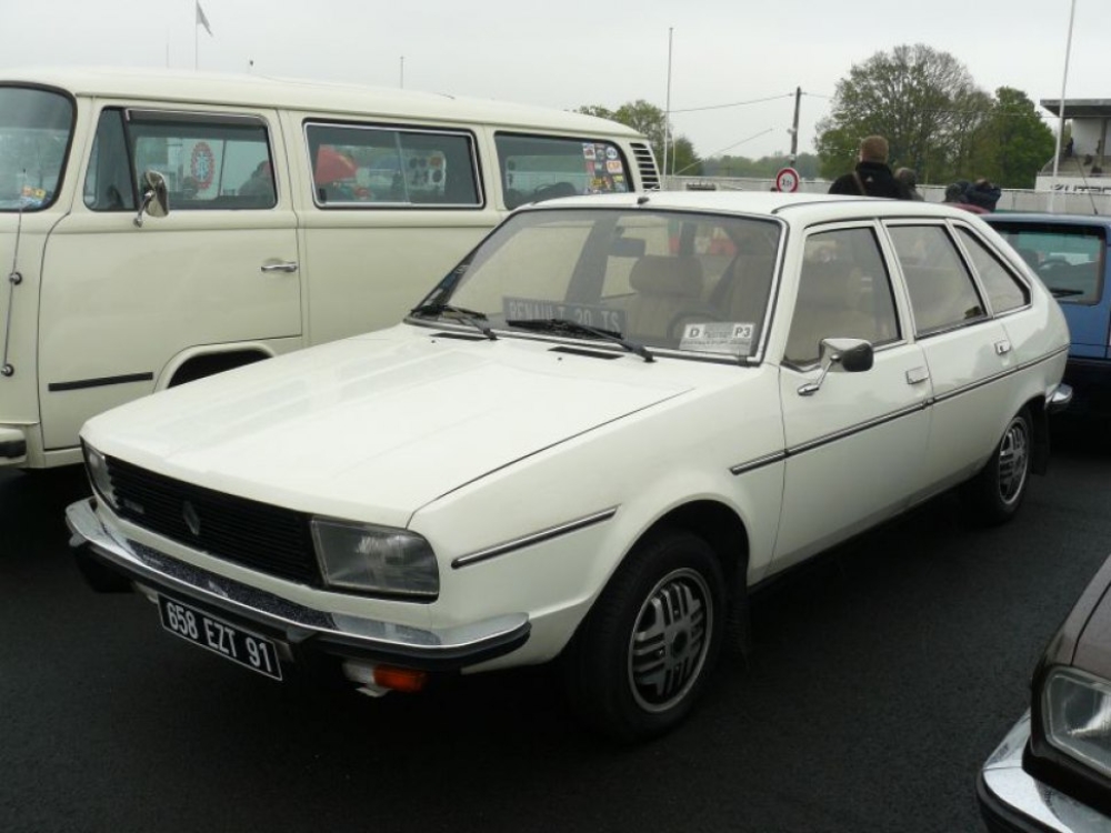 Renault 20 127 1980 2.0 (1277) (103 hk) Renault 20 127 1980 2.0 (1277) (103 hk)