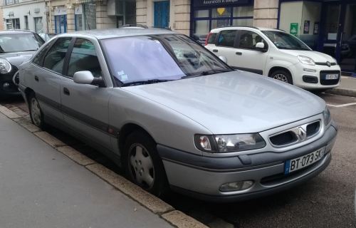 Renault Safrane I B54 1999