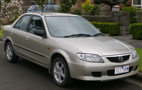 Mazda 323 S VI BJ 2000