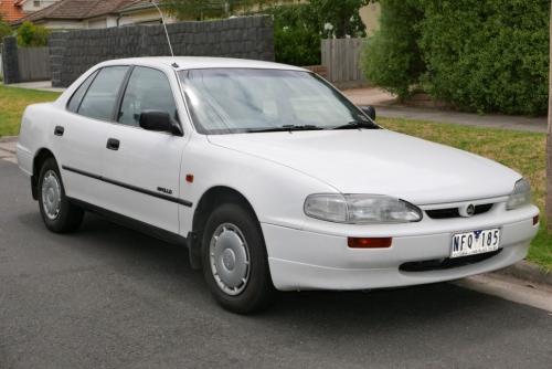 Holden Apollo 1993
