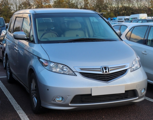 Honda Elysion I 2004