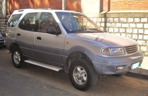 Tata Safari 1998