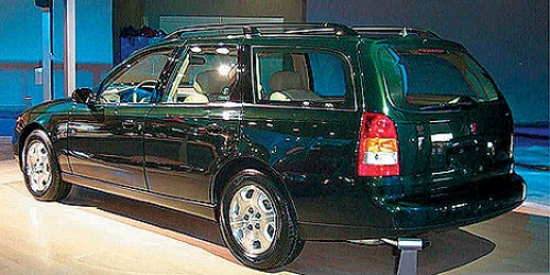Saturn LW 1999