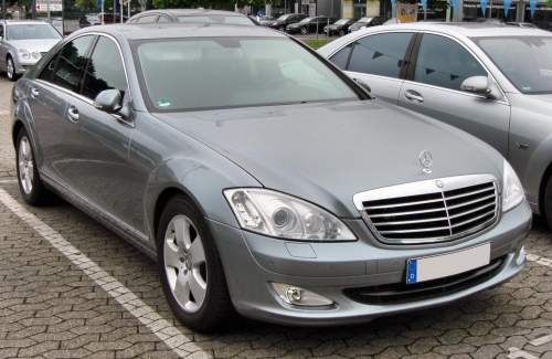 Mercedes-Benz S-class W221 2005