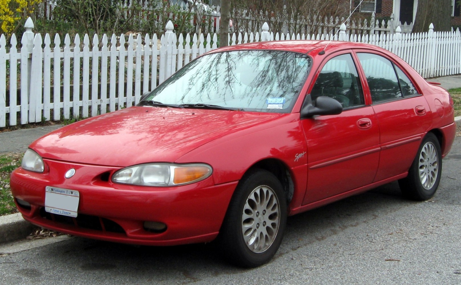 Mercury Tracer 3 1997 2.0 (110 CH) Mercury Tracer 3 1997 2.0 (110 CH)