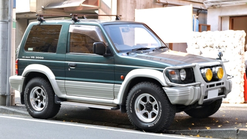 Mitsubishi Pajero II Metal Top V2WV4W 1997