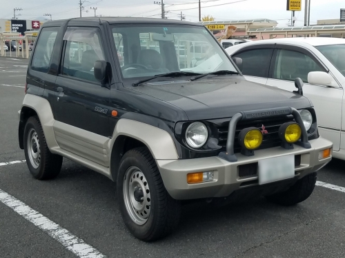 Mitsubishi Pajero Junior 1995