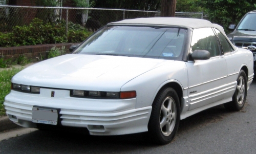 Oldsmobile Cutlass Supreme Convertible 1990