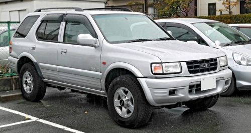 Isuzu Wizard 1999