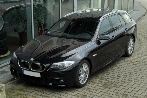 BMW 5 Series Touring F11 2011