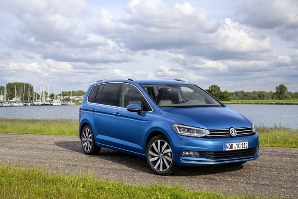 Volkswagen Touran 2 2015 2.0 TDI (150 bg) Volkswagen Touran 2 2015 2.0 TDI (150 bg)