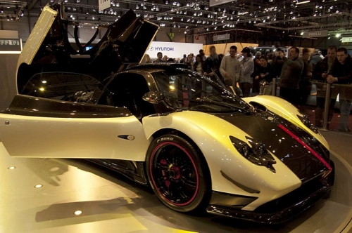 Pagani Zonda Cinque 2008