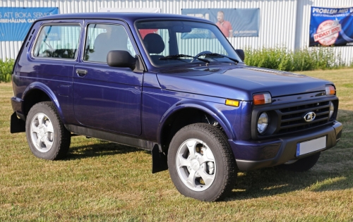 Lada Niva Urban 3-door 2014