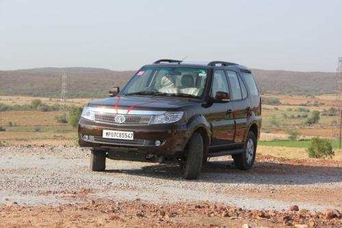 Tata Safari Storme 2012