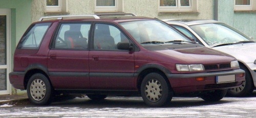 Mitsubishi Space Wagon II 1992