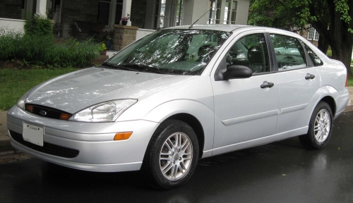 Ford Focus  Sedan USA 1999