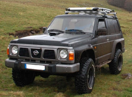 Nissan Patrol IV 3-door Y60 1988