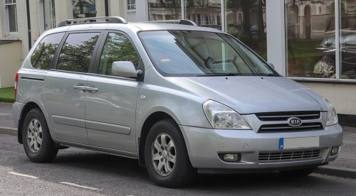 Kia Sedona II SWB