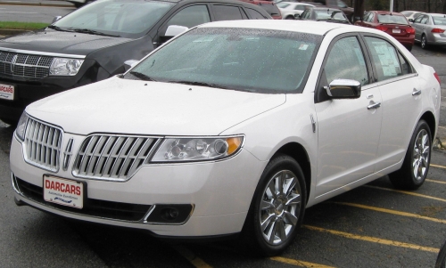 Lincoln MKZ I 2010