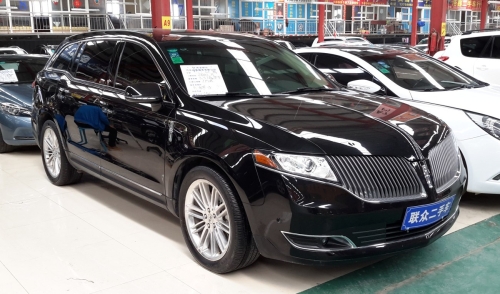 Lincoln MKT I 2012