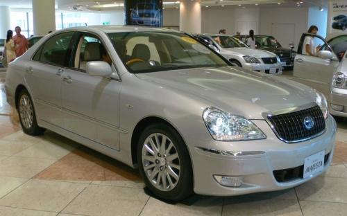 Toyota Crown Majesta IV S180 2006