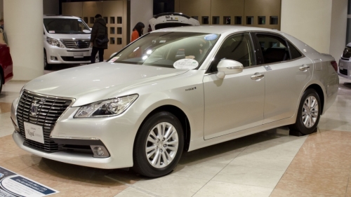Toyota Crown Royal XIV S210 2012