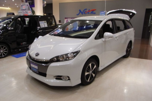 Toyota Wish II 2012