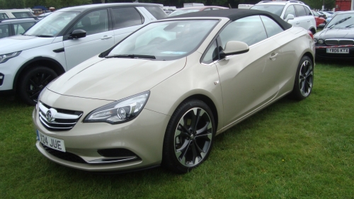 Vauxhall Cascada 2013