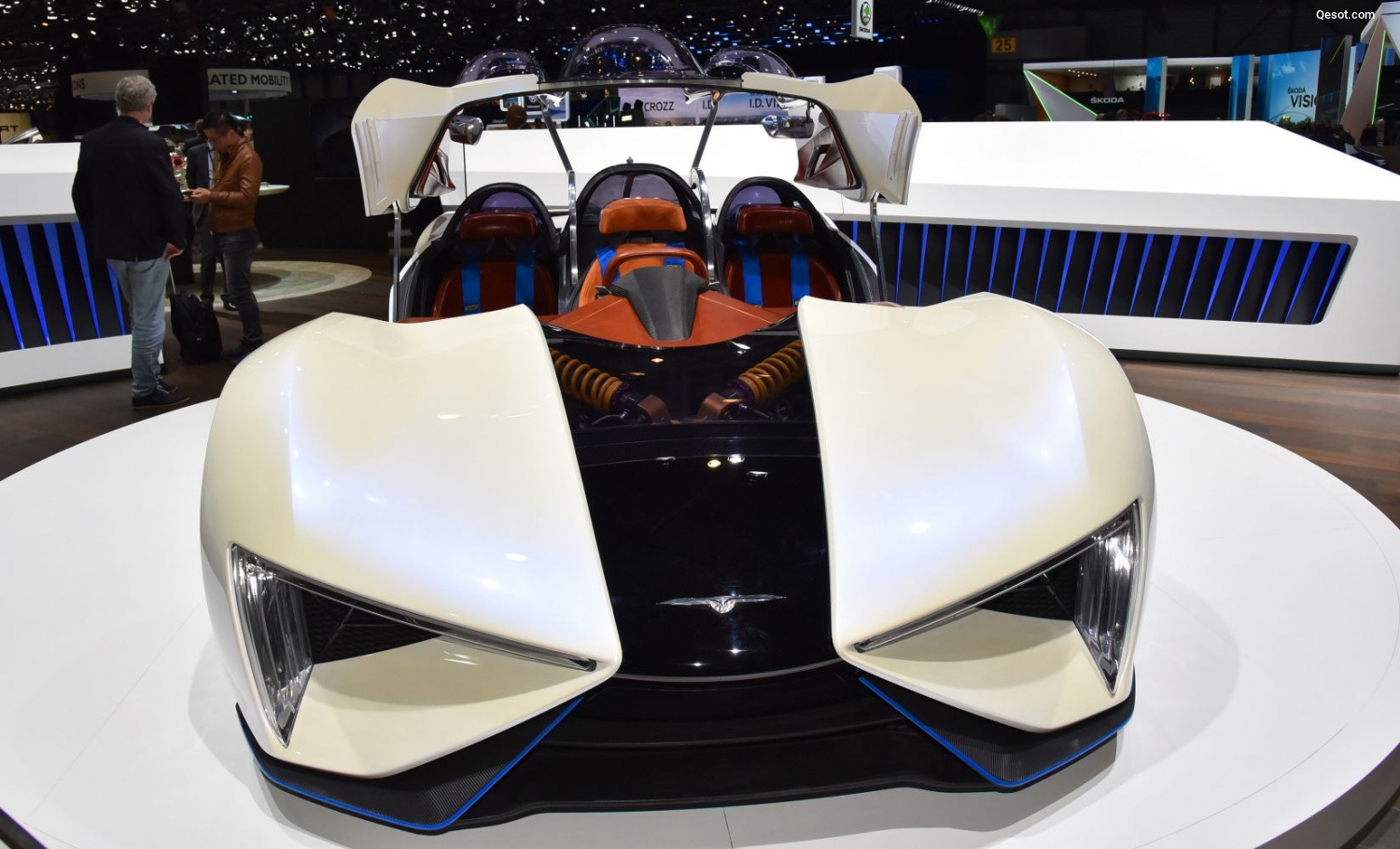 Techrules Ren 2018 RS 28.4 kWh (1305 CV) AWD CVT Techrules Ren 2018 RS 28.4 kWh (1305 CV) AWD CVT