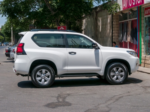 Toyota Land Cruiser Prado J150 2017 3Door
