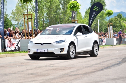 Tesla Model X 2016
