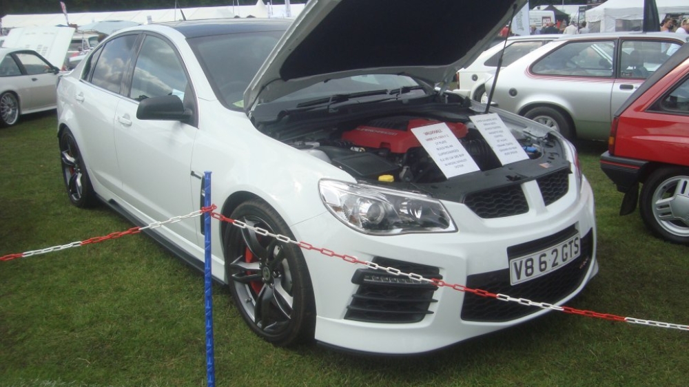 Vauxhall VXR8 GTS-R 2017 6.2 V8 (595 Hp) Vauxhall VXR8 GTS-R 2017 6.2 V8 (595 Hp)