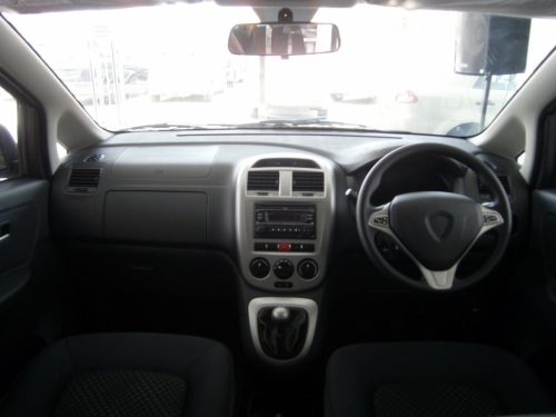 Proton Exora 2009