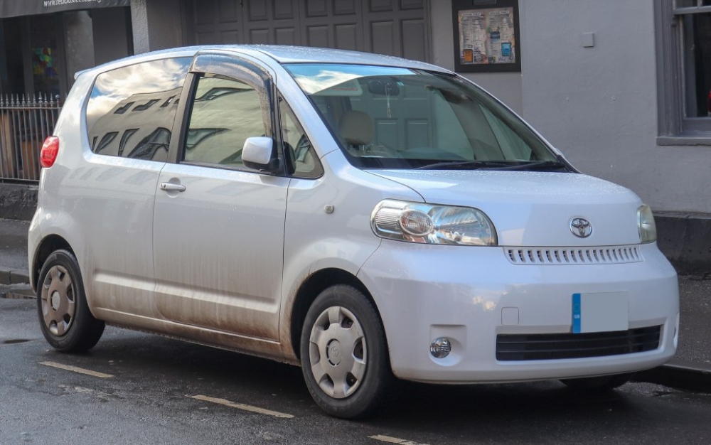 Toyota Porte 1 2004 1.5i (109 PS) Toyota Porte 1 2004 1.5i (109 PS)