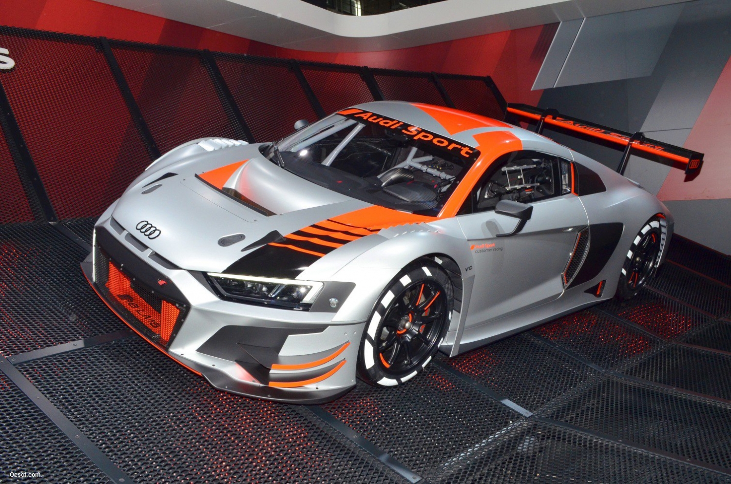 Audi R8 2 LMS 2019 GT3 5.2 V10 (585 KM) Audi R8 2 LMS 2019 GT3 5.2 V10 (585 KM)