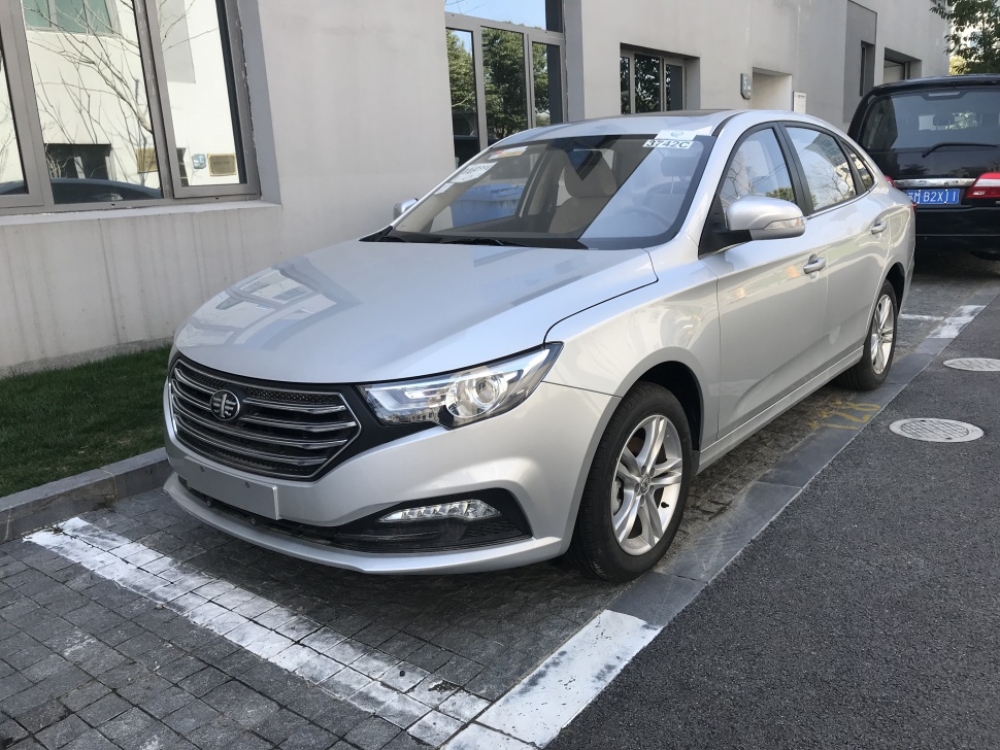 FAW Besturn B30 2015 1.6 (109 PS) Automatic FAW Besturn B30 2015 1.6 (109 PS) Automatic