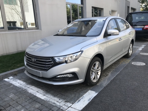 FAW Besturn B30 2015