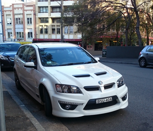 HSV Clubsport Tourer VE II 2012