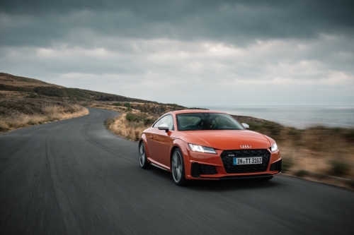 Audi TTS Coupe 8S 2018