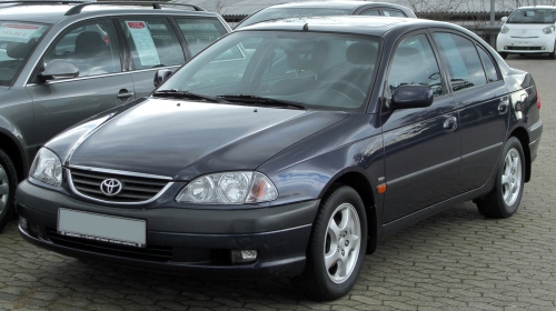 Toyota Avensis T22 1997
