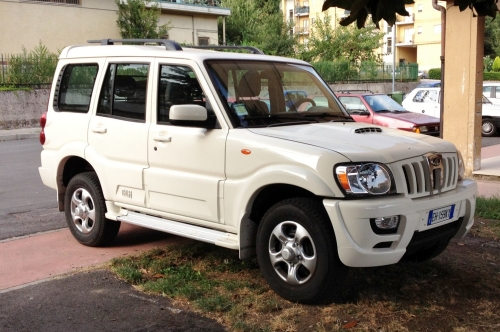Mahindra Goa 2008