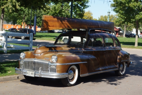 DeSoto Custom Suburban 1946