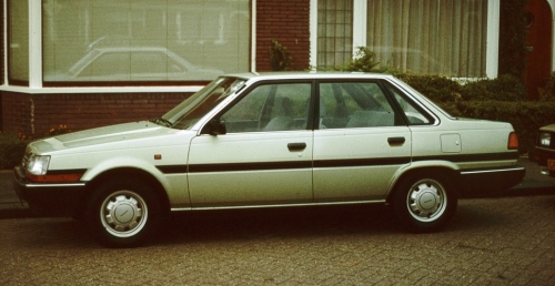 Toyota Carina T15 1985