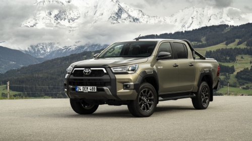 Toyota Hilux Double Cab VIII 2020