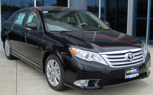 Toyota Avalon III 2010