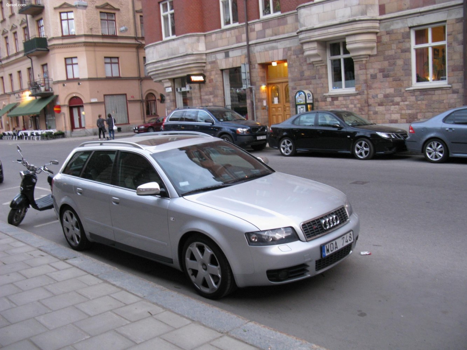 Audi S4 Avant 8EB6 2003 4.2i V8 (344 CH) quattro Audi S4 Avant 8EB6 2003 4.2i V8 (344 CH) quattro