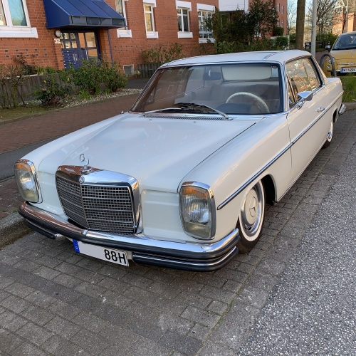 Mercedes-Benz -8 Coupe W114 1968