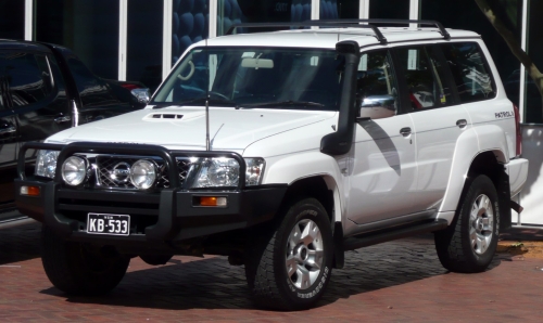 Nissan Patrol V 5-door Y61 2004