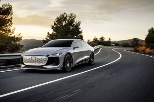 Audi A6 e-tron concept 2021