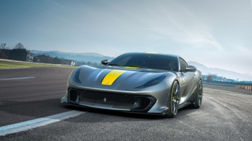 Ferrari 812 Competizione 2021